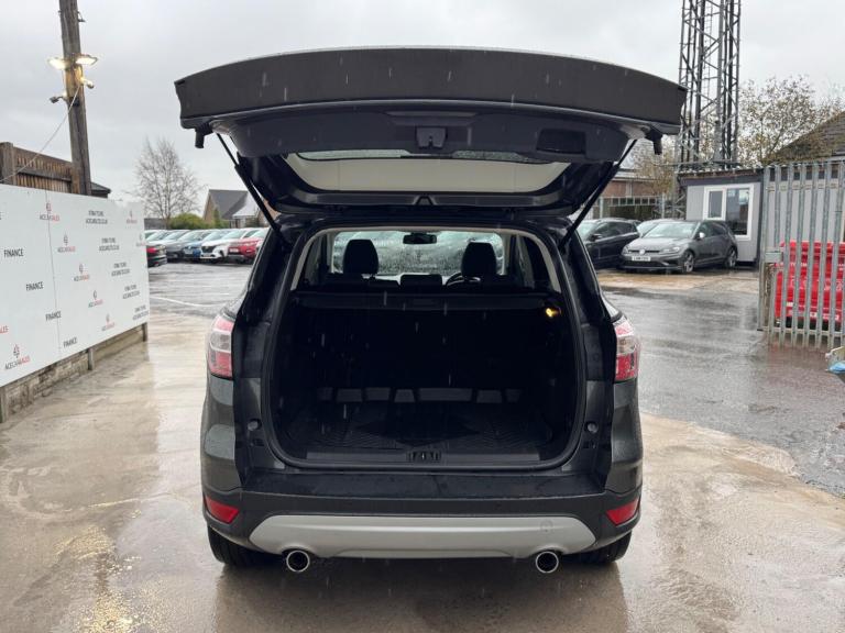 2017 Ford Kuga 2.0 TDCi Titanium Euro 6 (s/s) 5dr HATCHBACK Diesel Manual