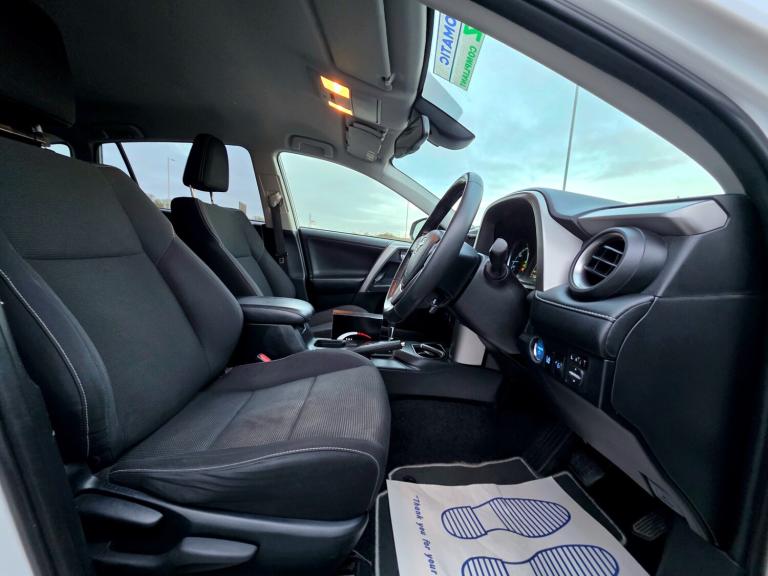 2017 Toyota RAV4 2.5 VVT-i Hybrid Business Ed Plus TSS 5dr CVT 2WD ESTATE Petrol/Electric Hybrid ...