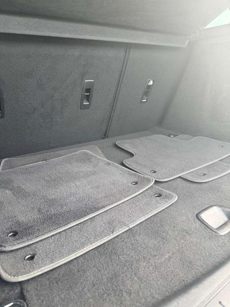 LAND ROVER RANGE ROVER EVOQUE 2.0 TD4 SE Tech 2018