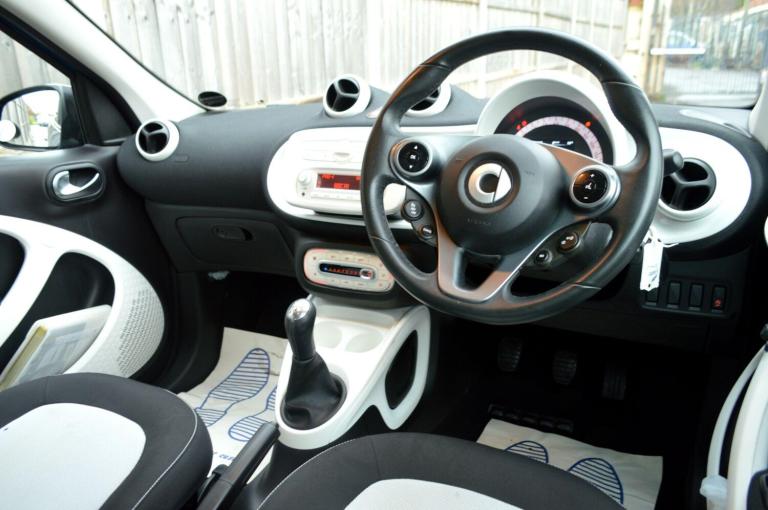 2015 smart forfour 1.0 Passion 5dr HATCHBACK PETROL Manual