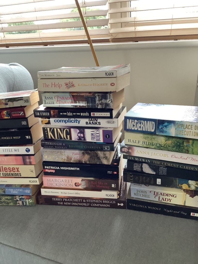 Job lot of. 30 bookJob lot of