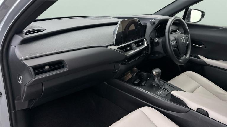 2023 Lexus UX 250h 2.0 F-Sport Design 5dr CVT ESTATE PETROL/ELECTRIC Automatic