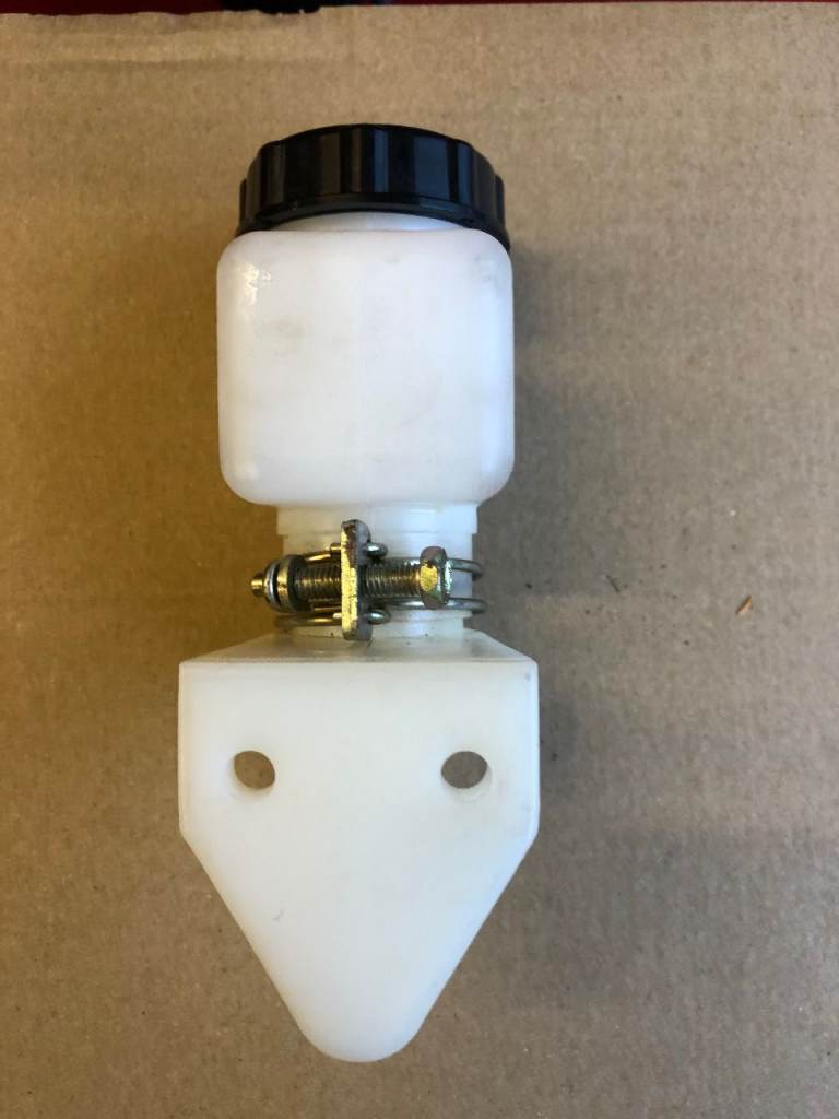 Wilwood Brake / Clutch Fluid Reservoir.