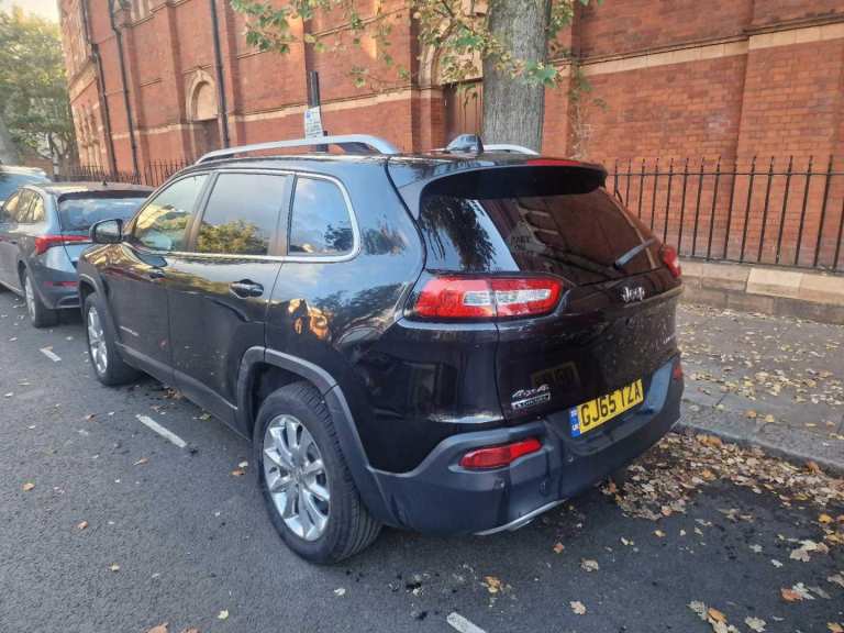 Jeep, CHEROKEE, Estate, 2015, Manual, 1956 (cc), 5 doors