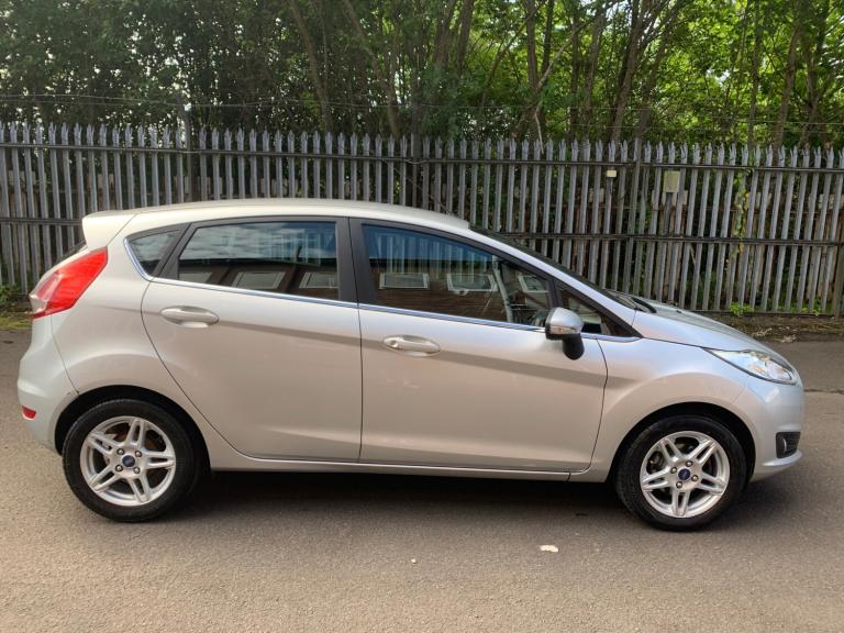 2013 Ford Fiesta 1.25 82 Zetec 5dr HATCHBACK Petrol Manual