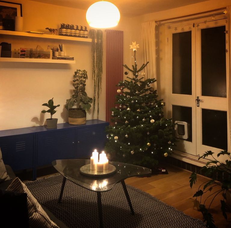 SOLD - IKEA FASTERHOLT Flatwoven Rug – 170x240cm – Dark Blue – £15