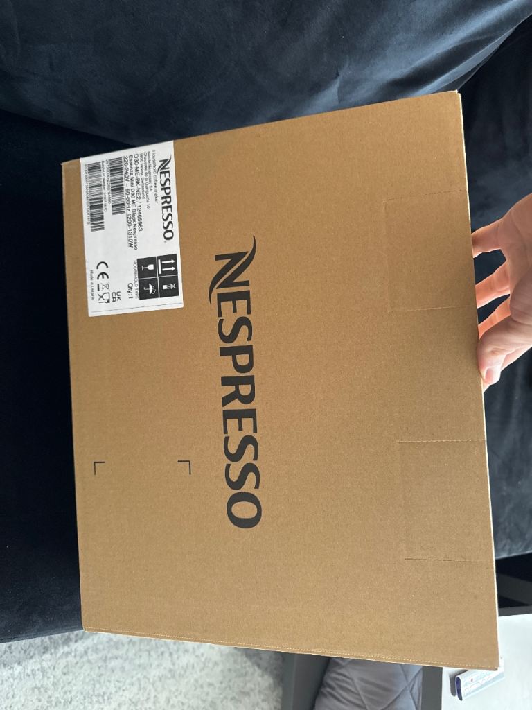 Nespresso Essenza mini - Black