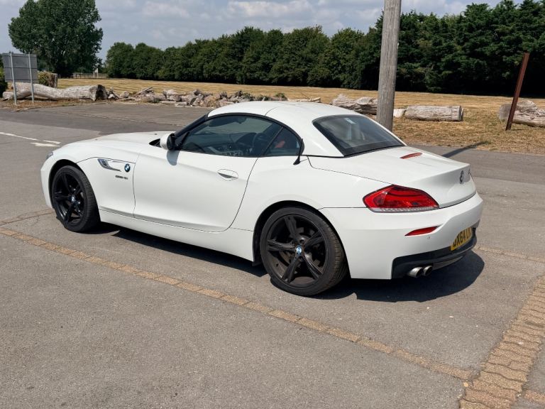 BMW, Z4, Convertible, 2014, Manual, 1997 (cc), 2 doors