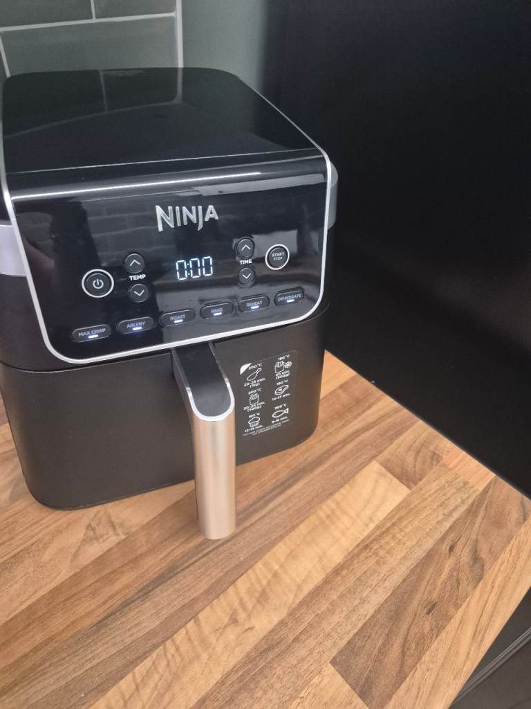 Ninja Air Fryer excellent condition 