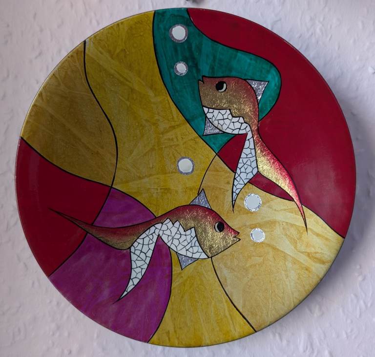 Lacquer Plate featuring 2 Koi fish from Vietnam.