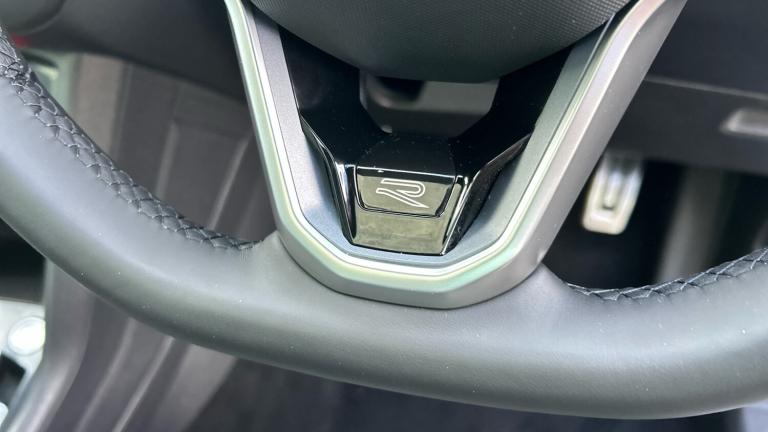 2022 Volkswagen Tiguan 2.0 TDI 200 4Motion R-Line 5dr DSG ESTATE DIESEL Automatic