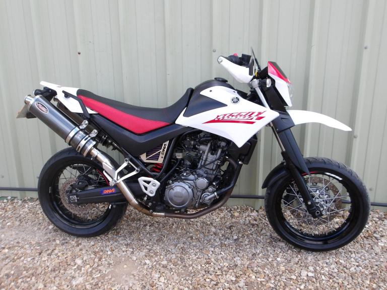 Yamaha XT660X 2009 SuperMoto Super Motard Only 11,636 Miles From New 