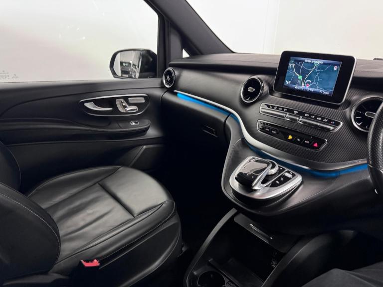 2019 Mercedes-Benz V-Class 2.0 V300d AMG Line MPV 5dr Diesel G-Tronic+ Euro 6 (s/s) 7 Seat (239 p...