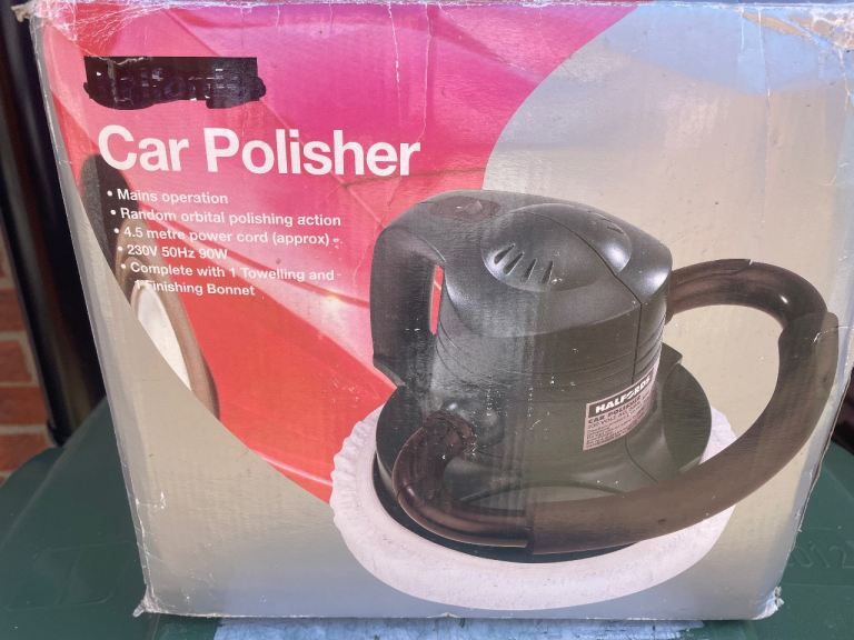 Halfords car buffer/ polisher