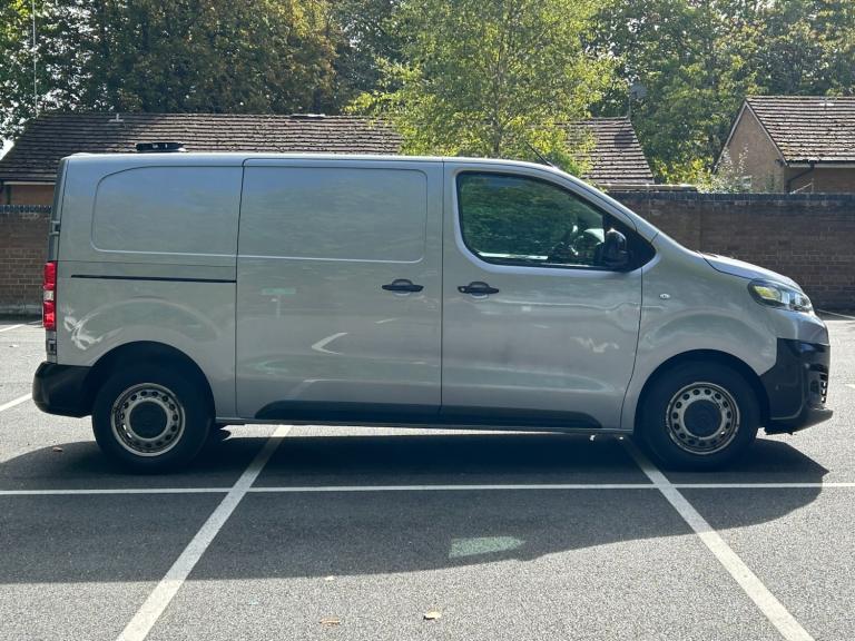  CITROEN DISPATCH 1400 2.0 Blue HDi 120 Van Enterprise M