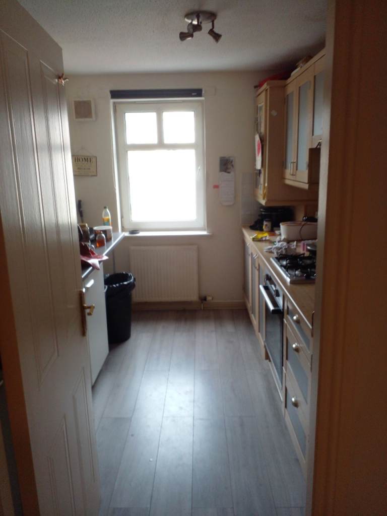 2 bed flat