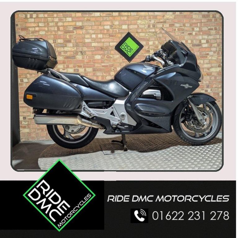 HONDA ST1300 PAN EUROPEAN 1 OWNER.  GREAT SH. FULL LUGGAGE. REALLY NICE EXAMPLE