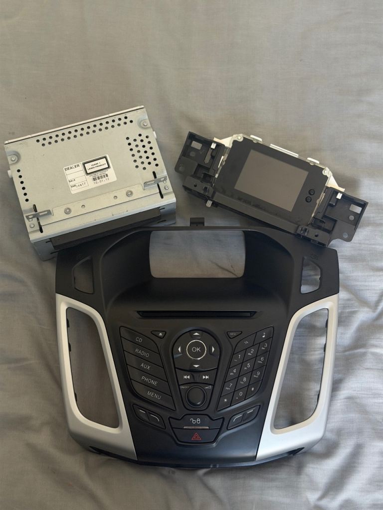 Ford Focus Mk3 Head unit