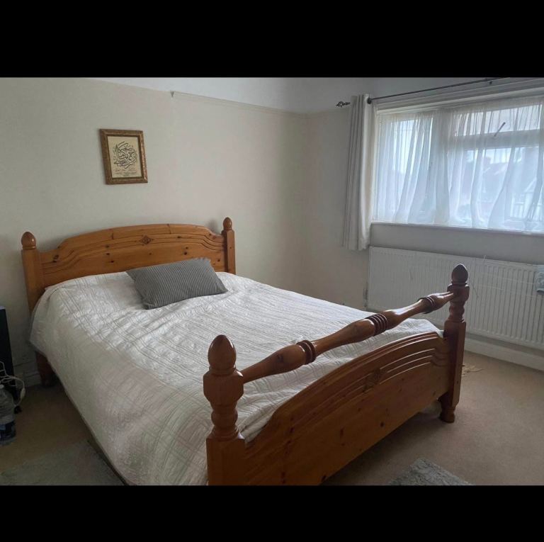 King room to rent in Wembley