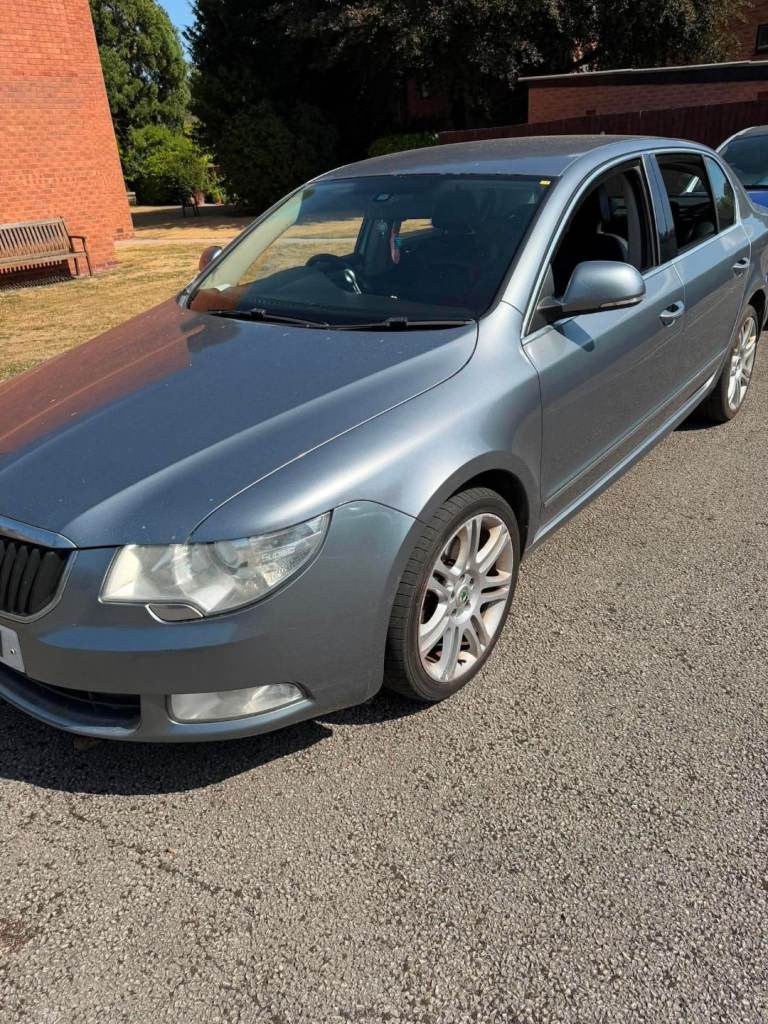 Skoda, SUPERB, Hatchback, 2010, Semi-Auto, 1968 (cc), 5 doors