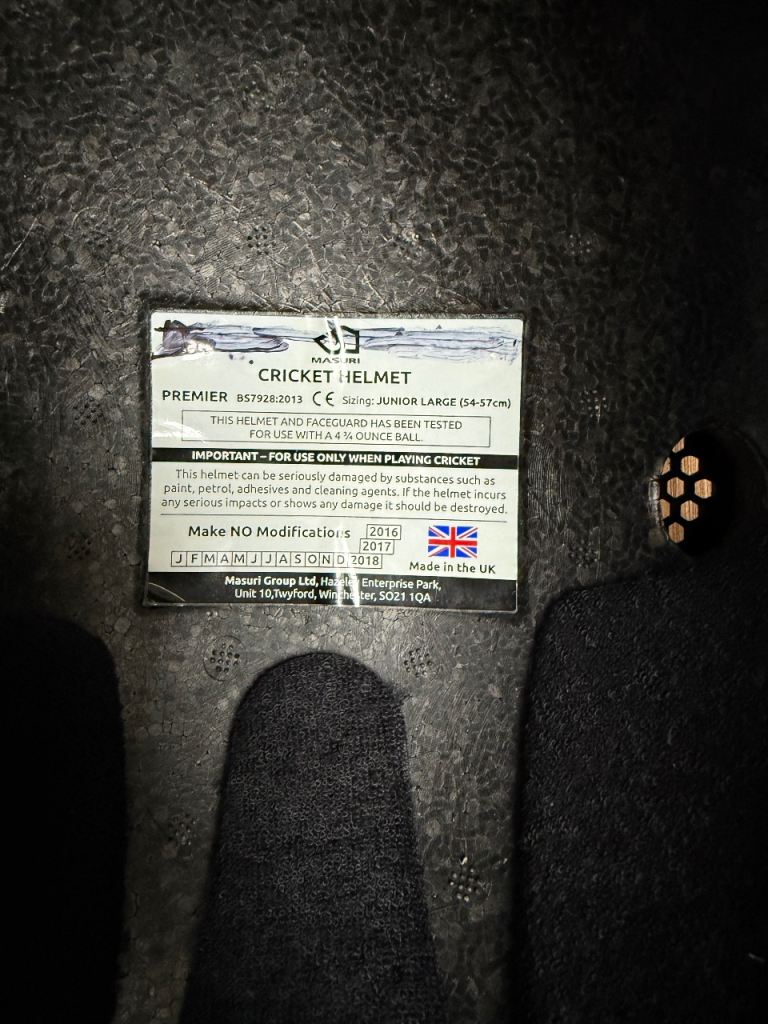 Masuri Junior Large Cricket Helmet 