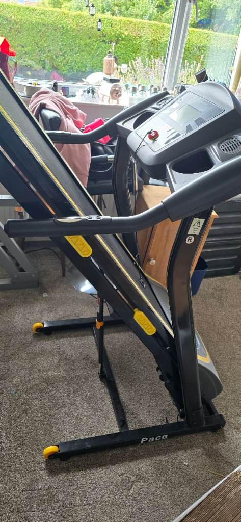 Karrimor Pace Treadmill – Good Condition, Black and Yellow
