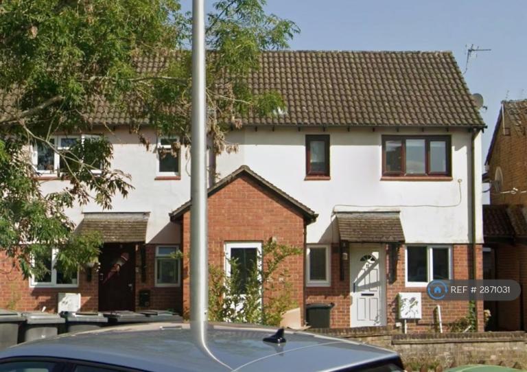 1 bedroom flat in Calcot, Reading, RG31 (1 bed) (#2871031)