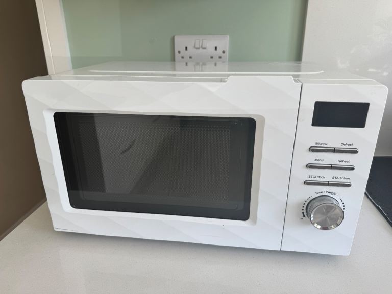 Nice Clean Microwave Oven Ready to be Used