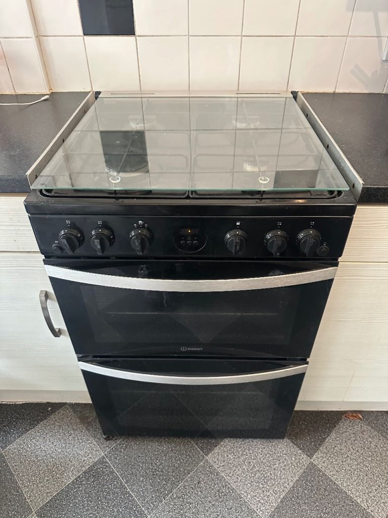 Indesit Cooker