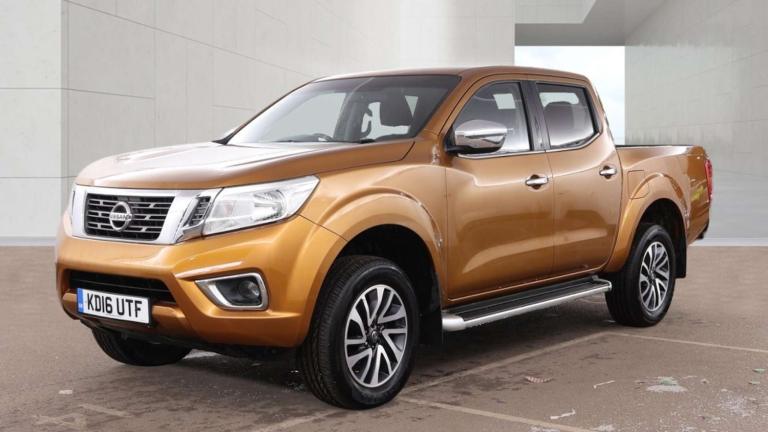 2016 Nissan Navara 2.3 NP300 Navara N-Connecta dCi 4WD Pickup Diesel Manual