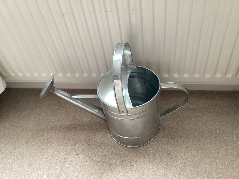 Metal Watering Can – brand new, Garden or Decorative Use