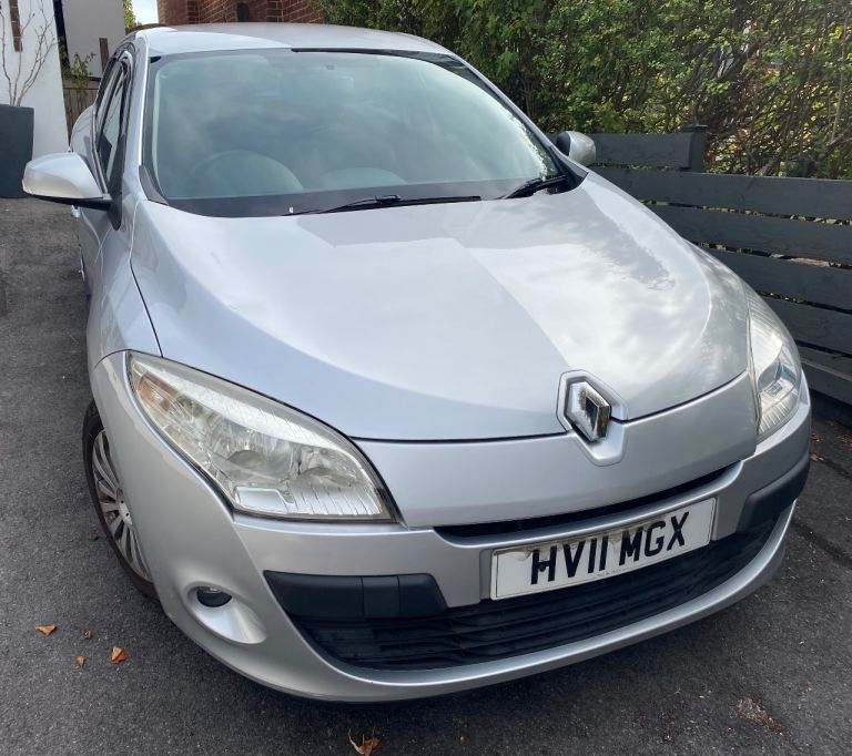 Renault, MEGANE, Hatchback, 2011, Manual, 1598 (cc), 5 doors