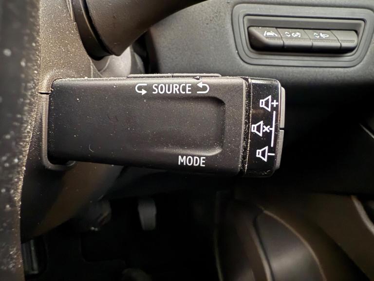 2023 Renault Captur 1.6 E-TECH evolution SUV 5dr Petrol Hybrid Auto Euro 6 (s/s) (145 ps) HATCHBA...