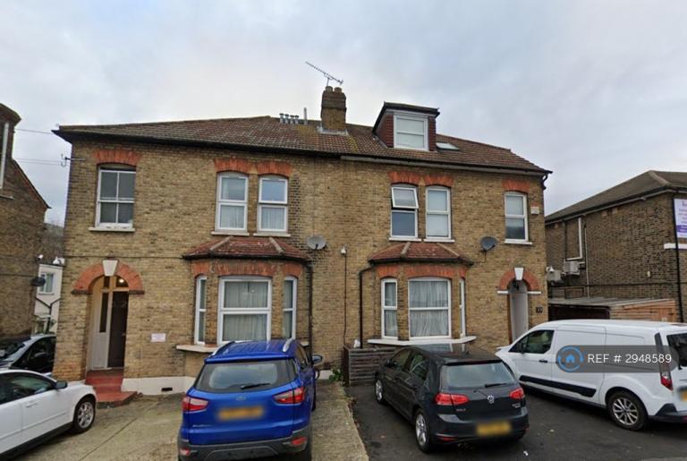 1 bedroom in Eastern Road, Romford, RM1 (#2948589)