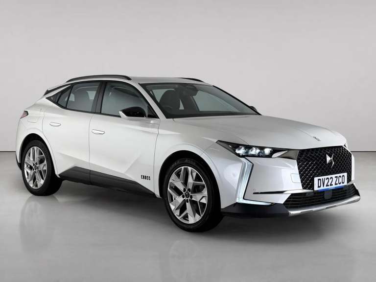2022 DS Automobiles DS 4 1.2 PureTech Cross Trocadero EAT8 Euro 6 (s/s) 5dr Hatchback Petrol Auto...