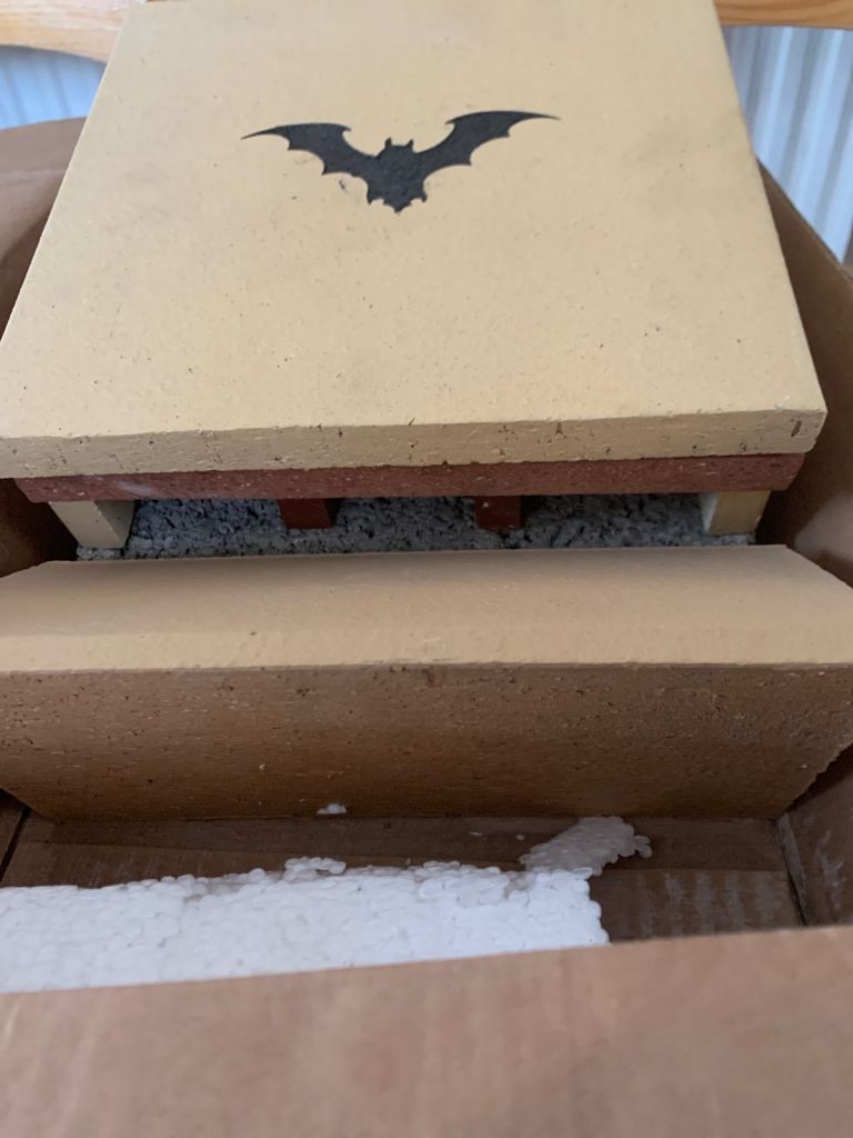 Bat cave  smooth cream 