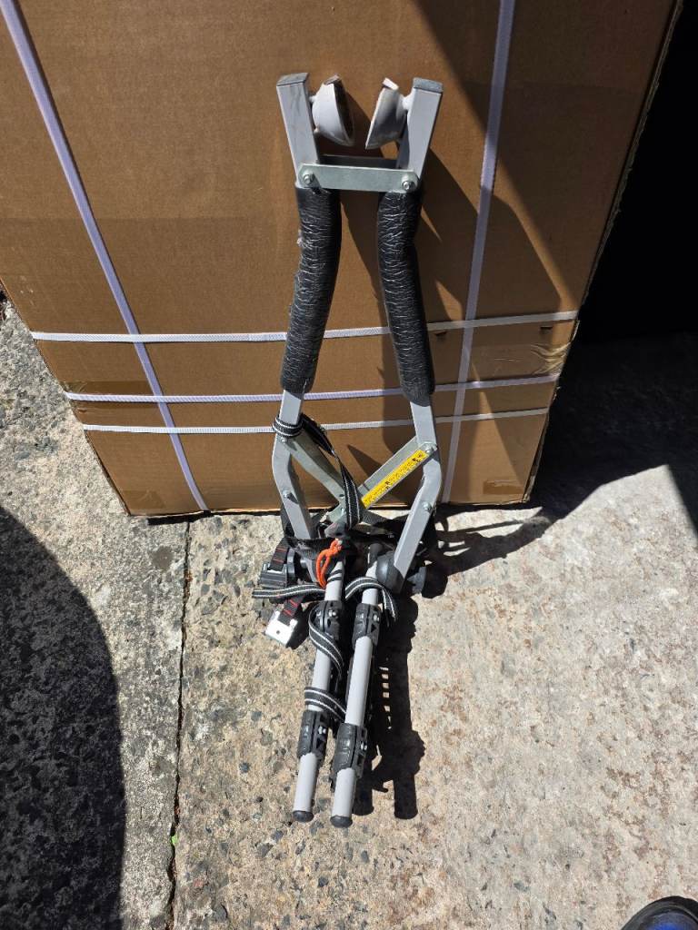 Peruzzo Cruising towball bike carrier 