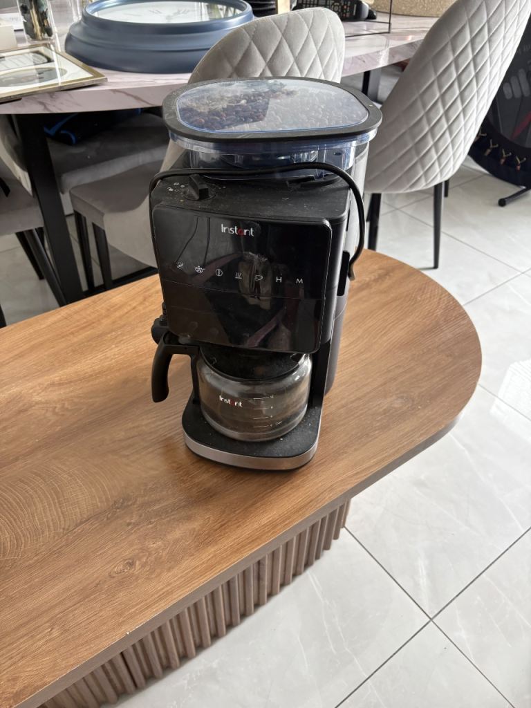 Coffee Machine - Bean to Cup