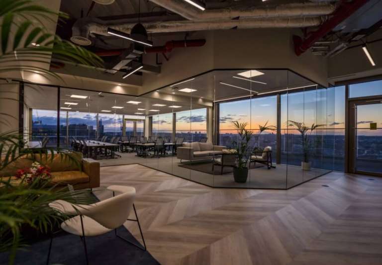 White City Serviced Offices - Sizes From 3 to 400 People - Flexible Furnished Spaces W12