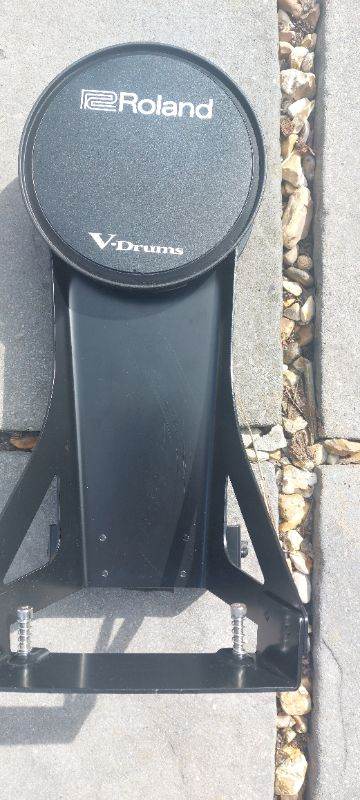 Roland kd 10 kick drum 