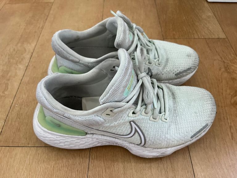 Nike Zoom ladies trainers size 5