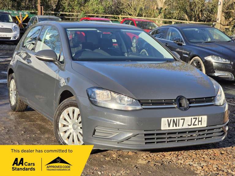 2017 Volkswagen Golf 1.6 TDI BlueMotion Tech S Euro 6 (s/s) 3dr HATCHBACK Diesel Manual
