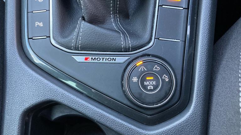 2021 Volkswagen Tiguan 2.0 TDI 4Motion R-Line 5dr DSG Diesel Estate Estate Diesel Automatic