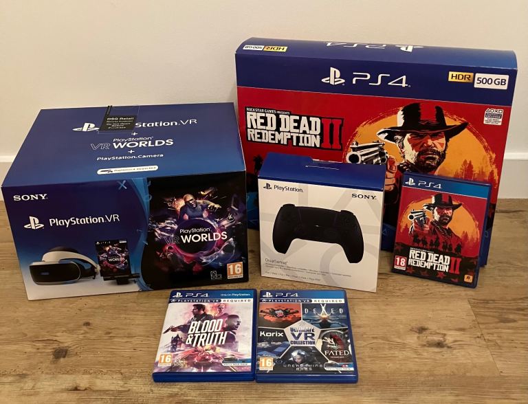 Sony PS4 Red Dead Redemption II / Controller/ PlayStation VR Worlds + PlayStation Camera / 2 Games
