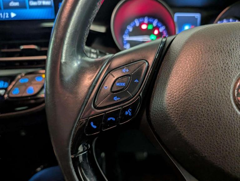 2018 Toyota C-HR 1.2T Design 5dr HATCHBACK PETROL Manual