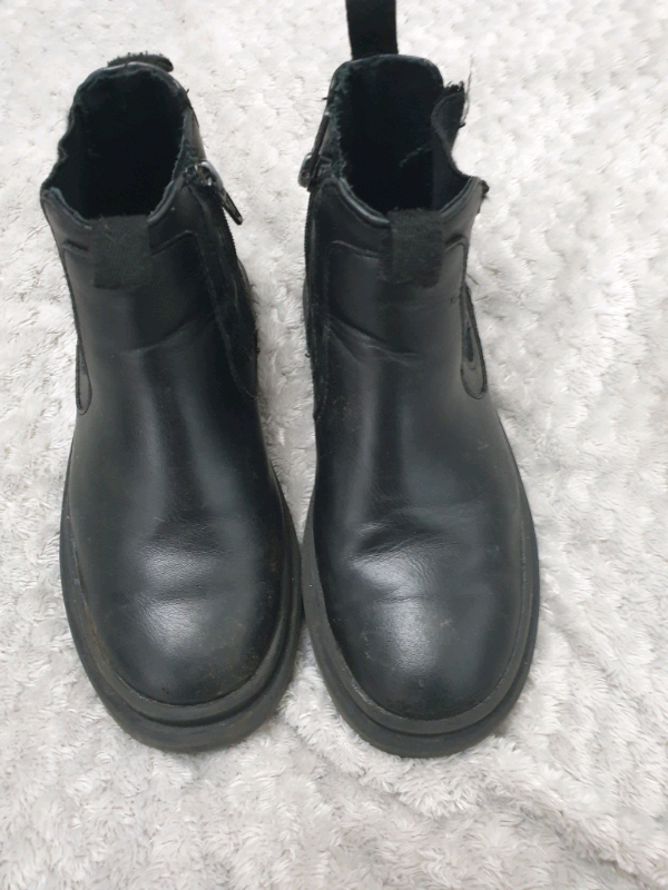 Zara boots size 30 (11.5) SALE
