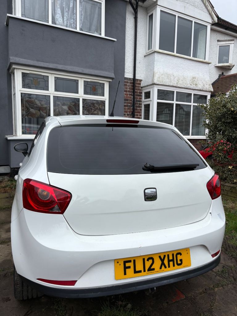 Seat, IBIZA, Hatchback, 2012, Manual, 1390 (cc), 5 doors