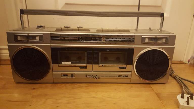 sharp gf-450 boombox ghetto blaster radio & double cassette player mostly working