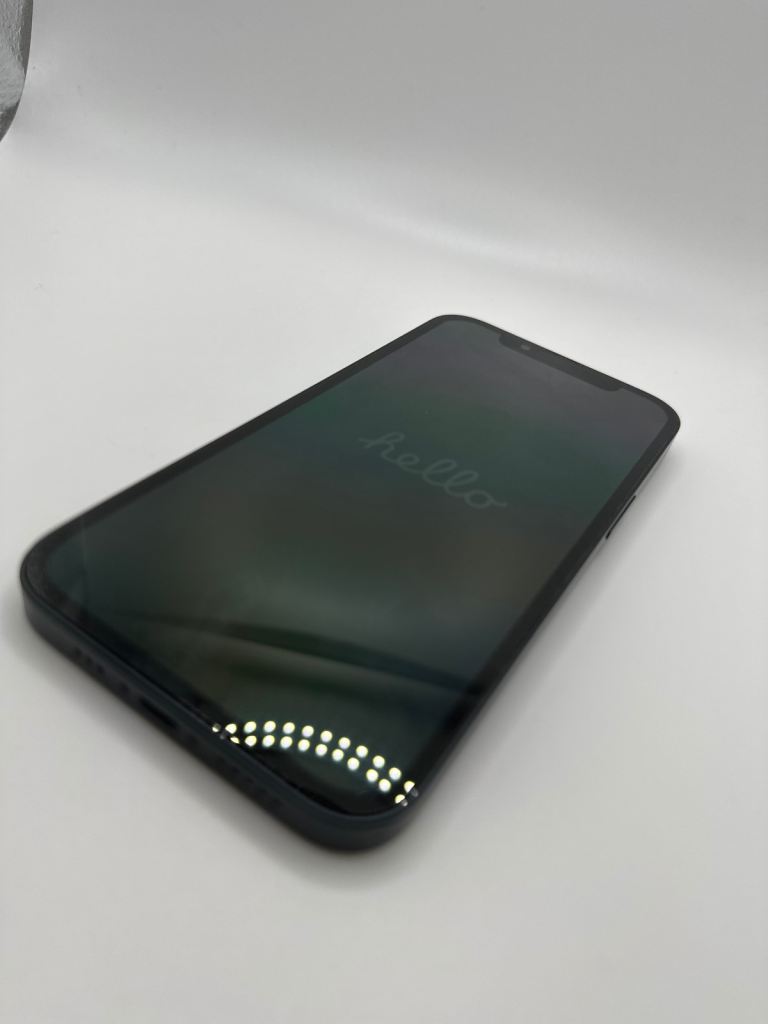 PRISTINE: Apple iPhone 13, 128gb, Black (UNLOCKED)