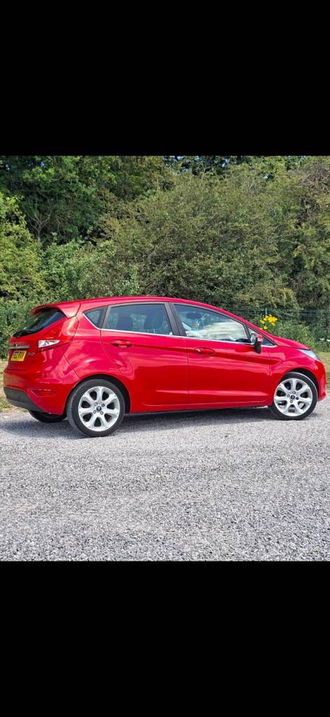 Ford, FIESTA, Hatchback, 2012, Manual, 1388 (cc), 5 doors